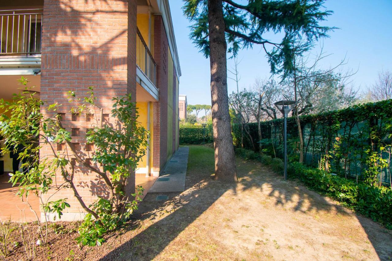 Lato Soleggiato @Gardazzurro Lägenhet Padenghe sul Garda Exteriör bild