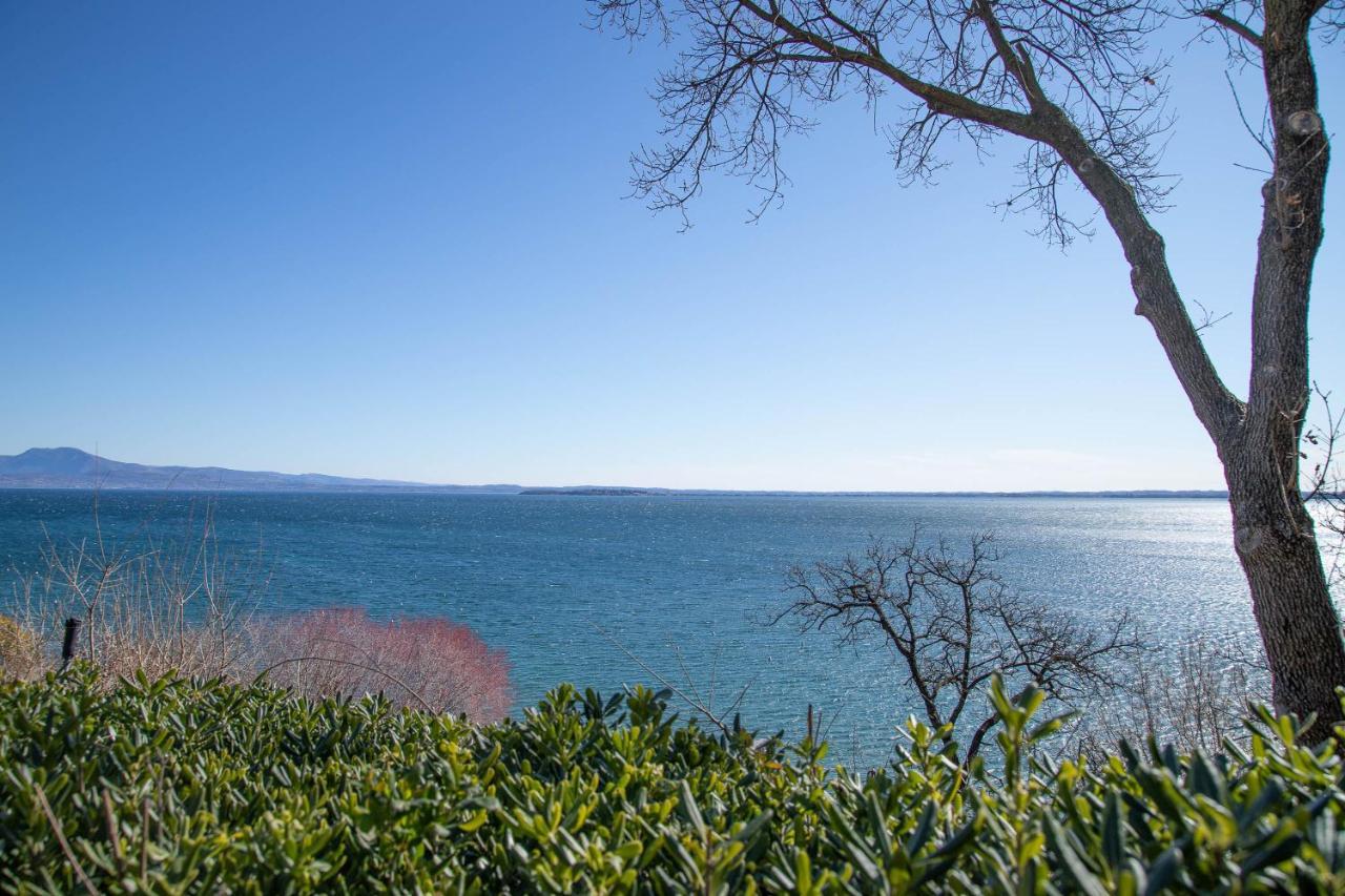 Lato Soleggiato @Gardazzurro Lägenhet Padenghe sul Garda Exteriör bild